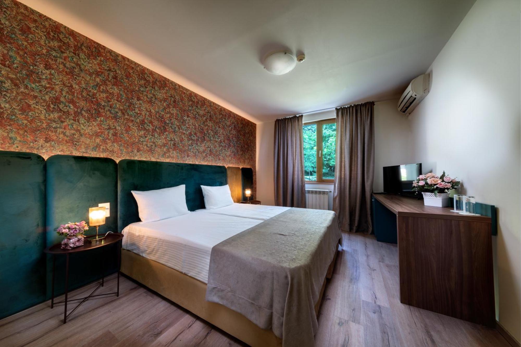 Park Hotel Kaylaka 普列文 外观 照片